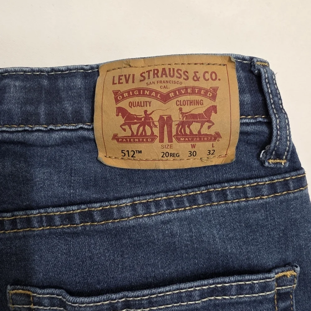 Levis levi’s 512